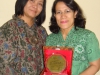 menerima-3rd-winner-of-kalbe-research-award-dalam-konas-api-iv-makassar-8-10-april-2011